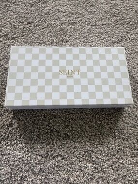 SEINT Beauty Checkered Makeup Palette - White & Gold N27